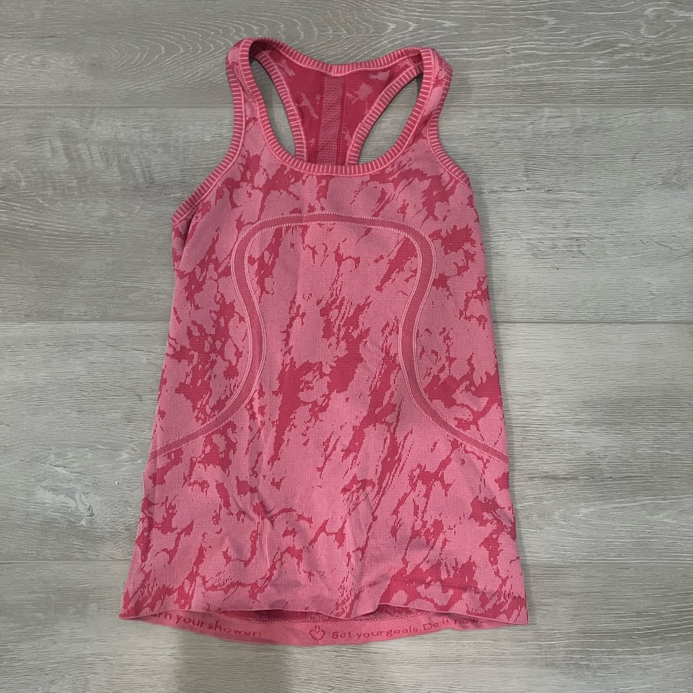 Lululemon swiftly tank